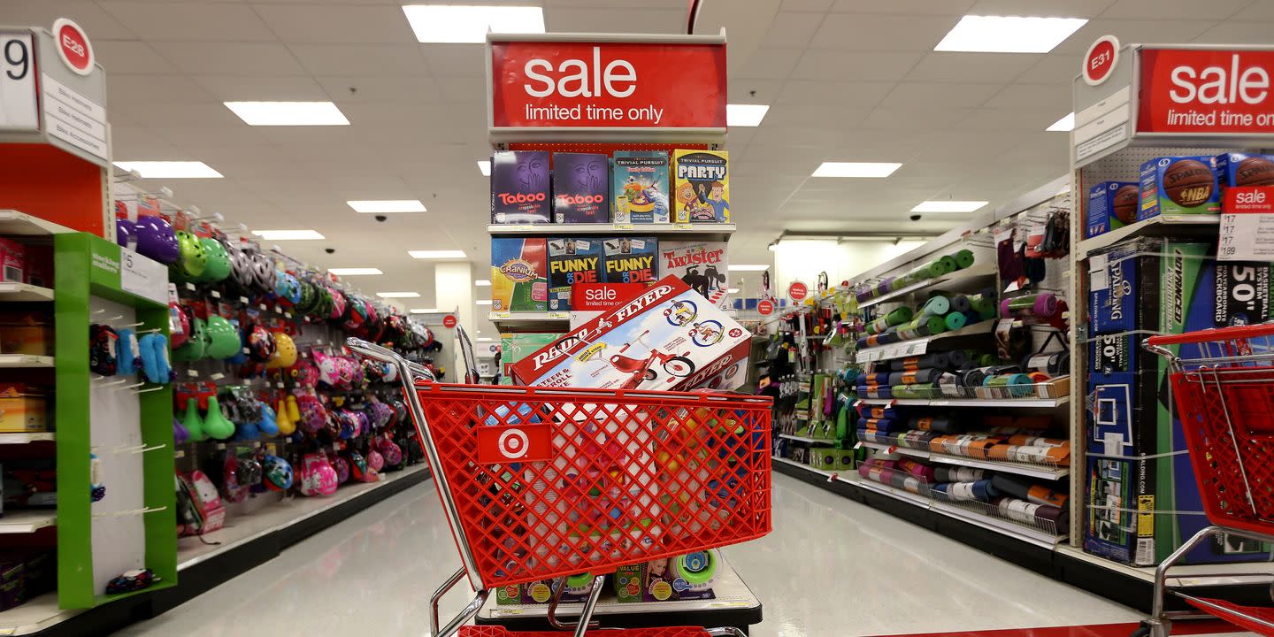 Target&#39;s Early Black Friday Sales Include A Discount On Our Favorite Air Fryer