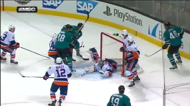 Kevin Poulin robs Marleau with sprawling save