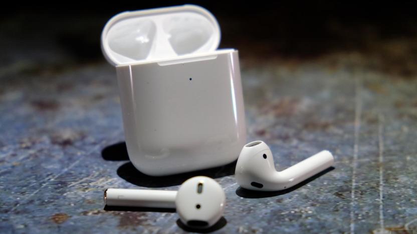 Apple AirPods (2019) with wireless charging case