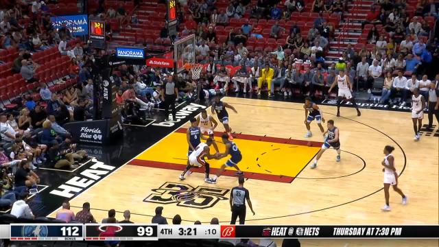 A.J. Lawson with an assist vs the Miami Heat