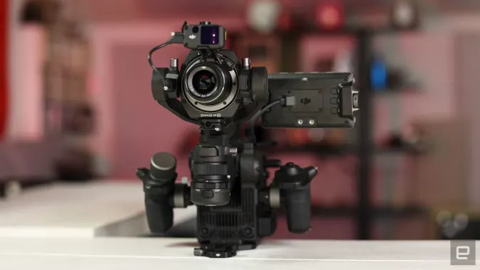 مراجعة DJI Ronin 4D