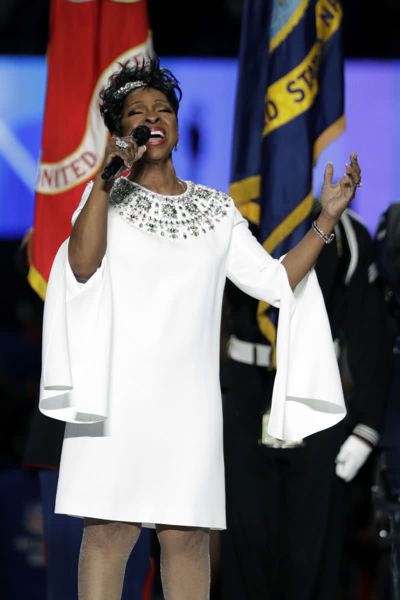 Gladys Knight Singing National Anthem at Super Bowl, Addresses Colin  Kaepernick