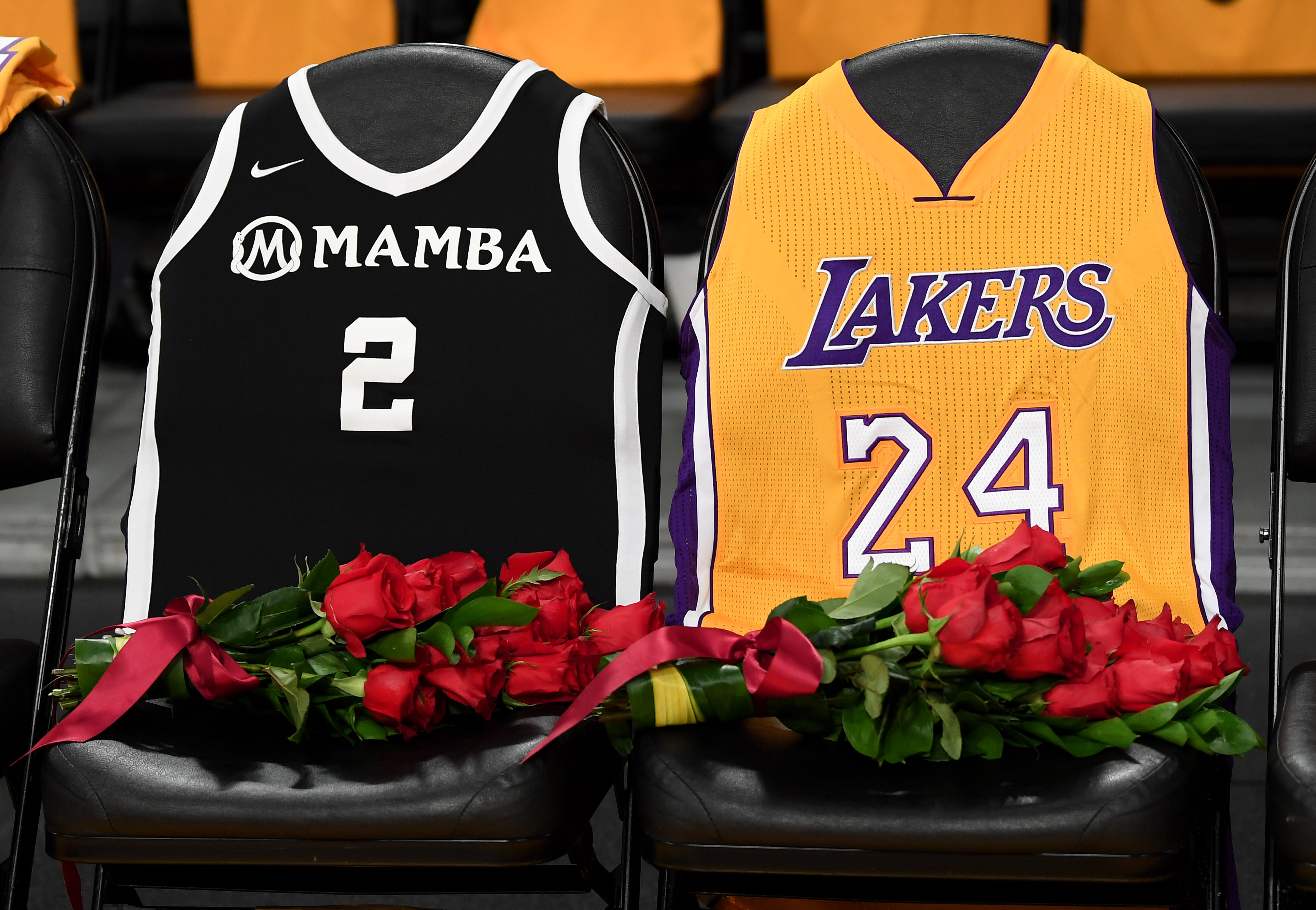 lakers on court jersey