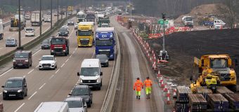 
M25 closure live: 'Carnage' looms on 11-mile diversion