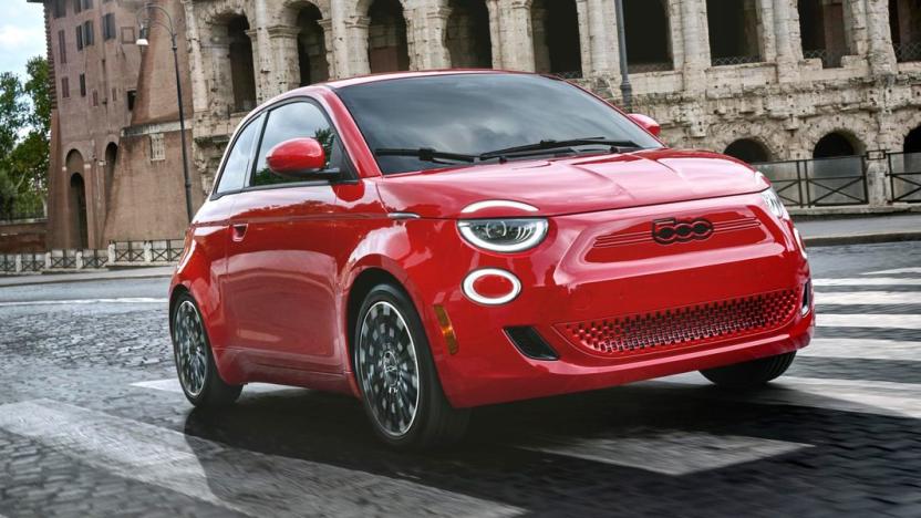 The tiny Fiat 500e EV is headed to the US in 2024