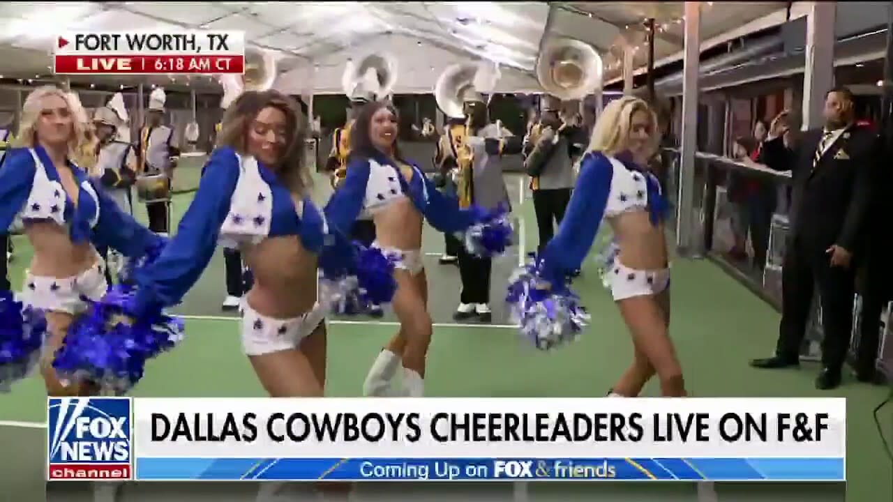 Cowboys Cheerleader Video Goes Viral: NFL World Reacts - The Spun: What's  Trending In The Sports World Today