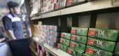 Shopping for menthol cigarettes. (AP)