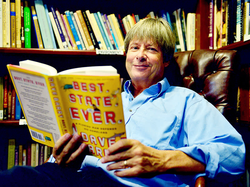 Dave his. Dave Barry. Лучшие книги американских писателей. Дэйв Барри публицист хорошее качество. Котба писатель.