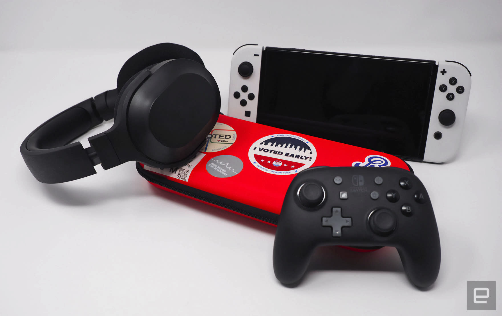 The best Nintendo Switch OLED accessories for 2023 | Engadget