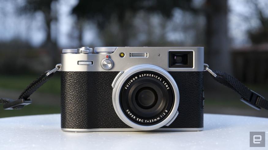 slaaf Anekdote kromme Fujifilm X100V review: The best compact street photography camera | Engadget