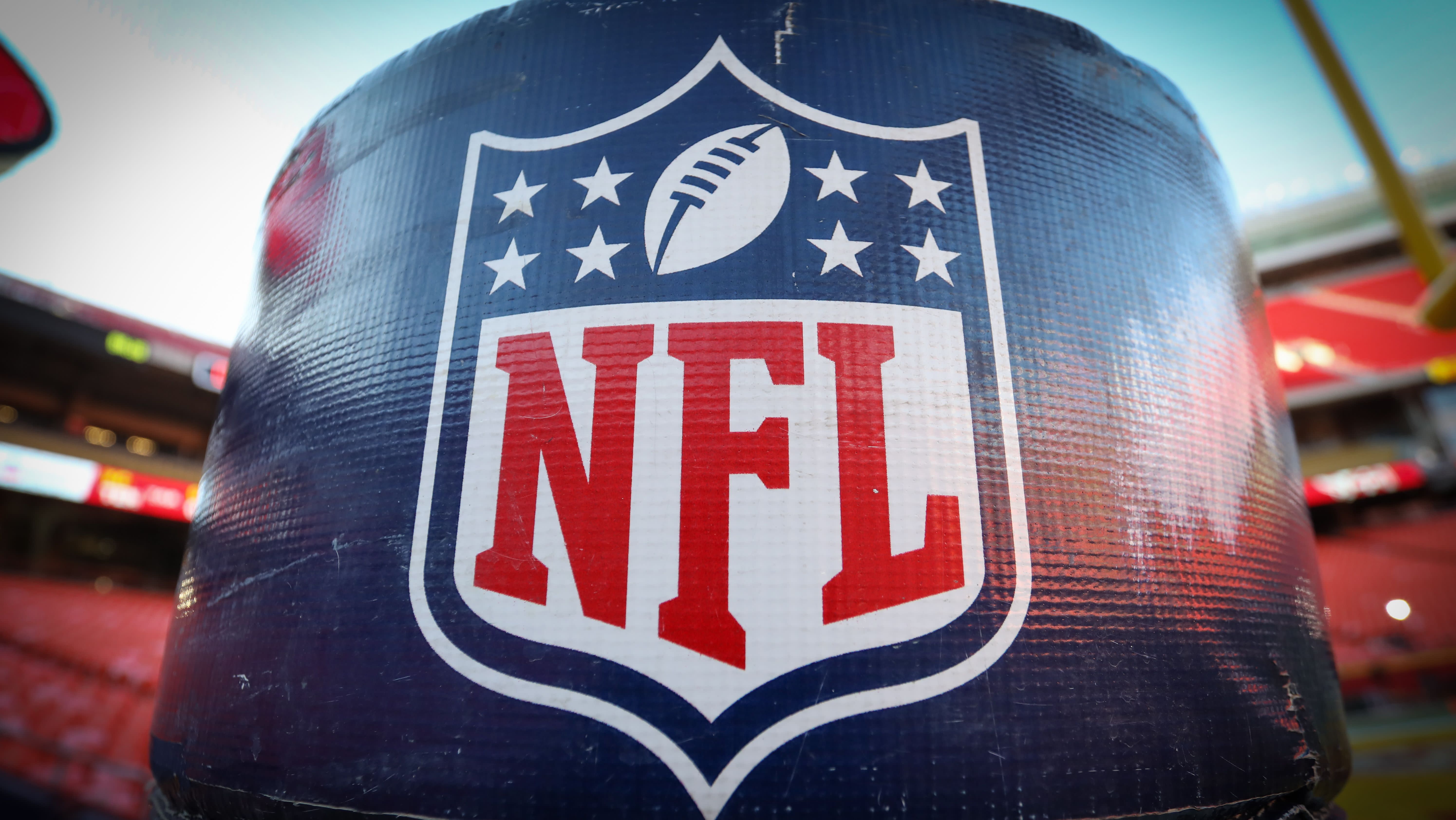 NFL Inks $1 Billion of Betting Deals with Caesars, DraftKings, FanDuel –