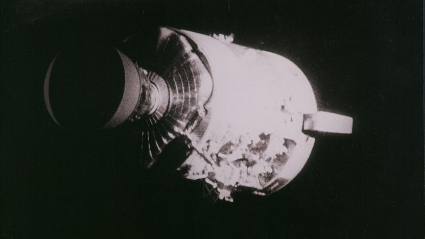 APOLLO 13 SERVICE MODULE DAMAGE