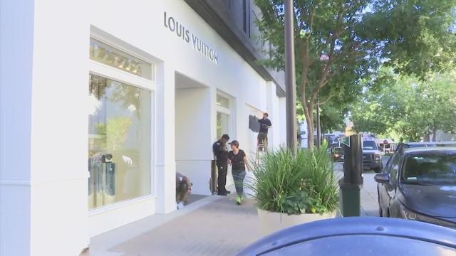 Walnut Creek Louis Vuitton store burglarized