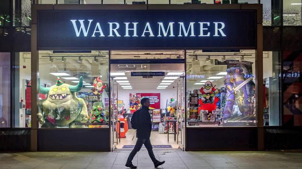 Games Workshop annual report sees profits nearly double - BBC News