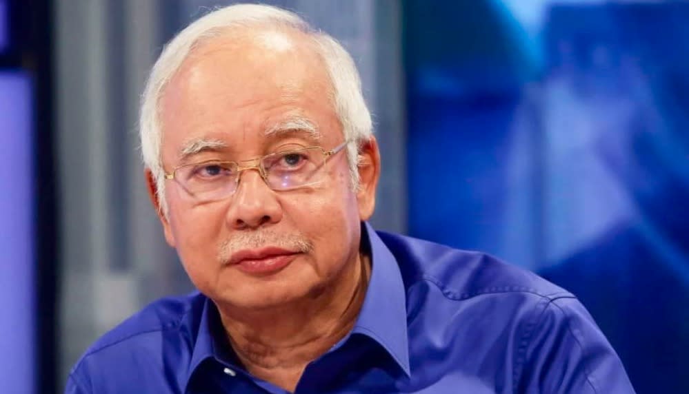 Najib Razak served with bankruptcy notice over failure to pay US 