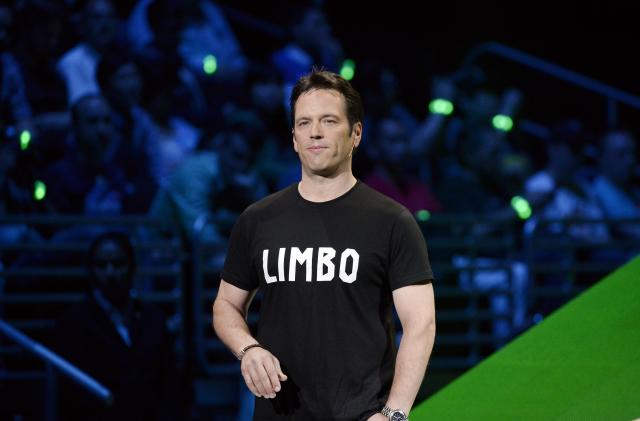 Phil Spencer, head of Microsoft's Xbox division and Microsoft Studios, speaks during the Xbox E3 Media Briefing at the University of Southern California's Galen Center in Los Angeles, California June 9, 2014.  REUTERS/Kevork Djansezian  (UNITED STATES - Tags: SCIENCE TECHNOLOGY BUSINESS)