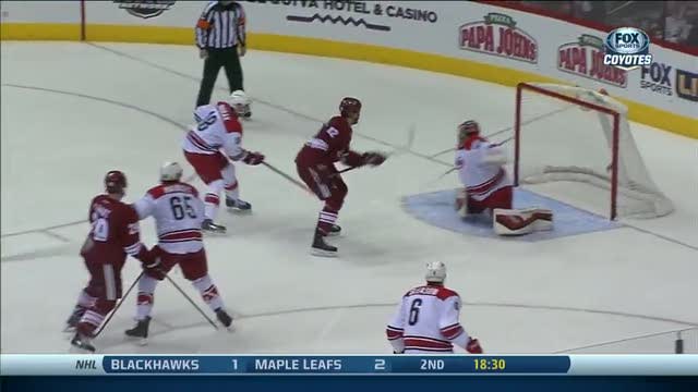 Paul Bissonnette scores on the redirection