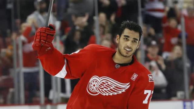 Report: Red Wings Andreas Athanasiou considering KHL offer