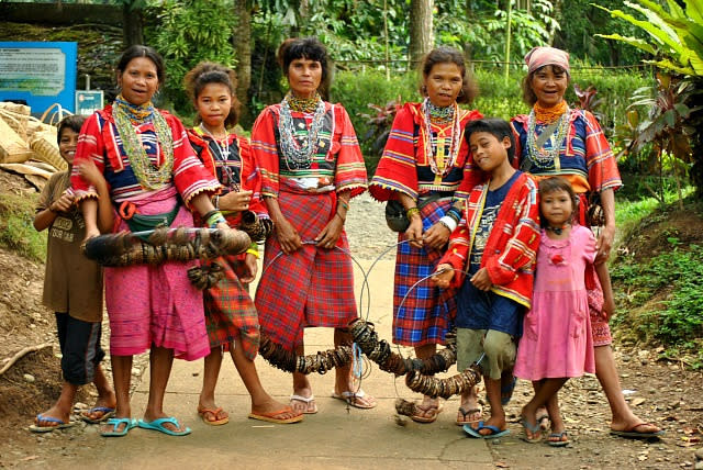 Katutubong Kasuotan Ng Bisaya