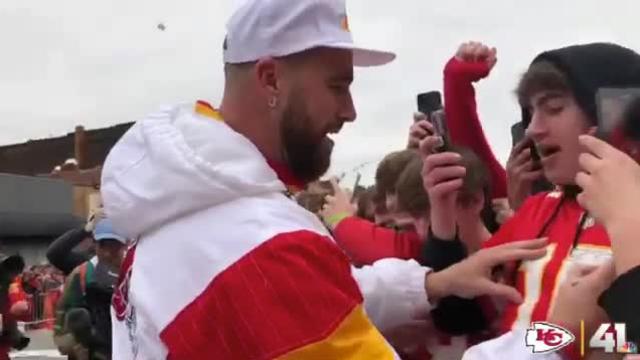 VIDEO: Chiefs Kingdom Parade highlights