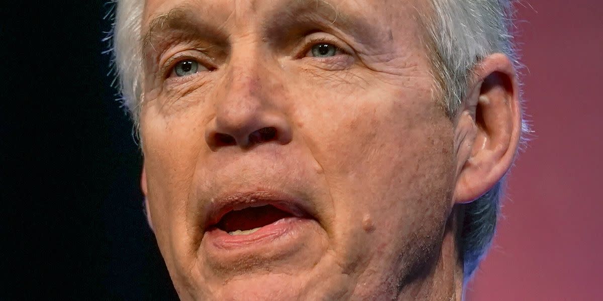 Debate Audience Laughs When Sen. Ron Johnson Insists He Was 'Set Up' By The FBI