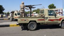 Estado Islámico se atribuye atentado suicida que mató al menos a 49 soldados en Yemen
