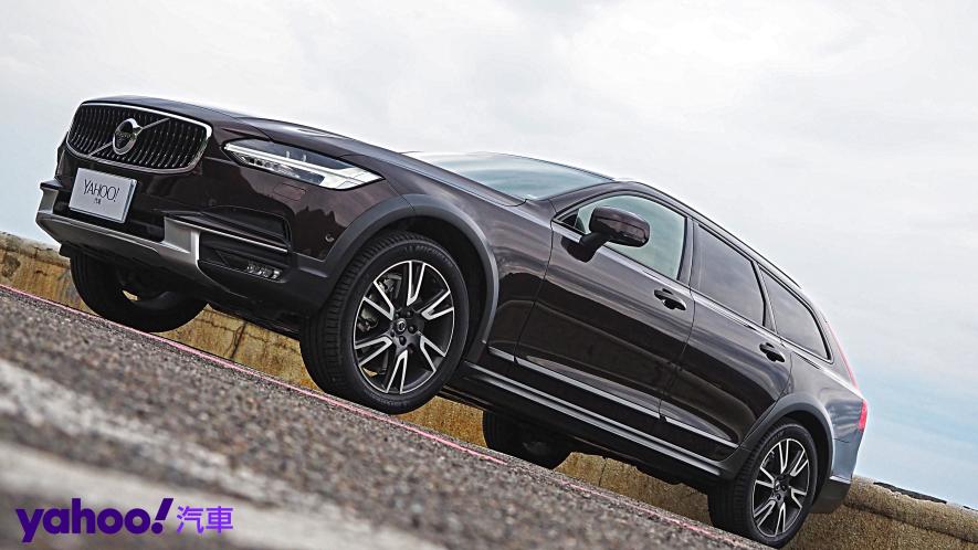 持家有道、冒險有理！Volvo V90 Cross Country T6 Adventure Edition北海岸試駕！ - 2