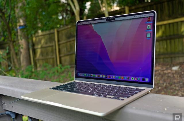 Apple MacBook Air M2