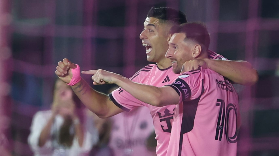 Getty Images - FORT LAUDERDALE, FL - MAY 04: Inter Miami forward Lionel Messi (10) celebrates his goal in the second half with Inter Miami forward Luis Suárez (9) during the game between New York Red Bulls and Inter Miami CF on Saturday, May 4, 2024 at Chase Stadium, Fort Lauderdale, Fla. (Photo by Peter Joneleit/Icon Sportswire via Getty Images)