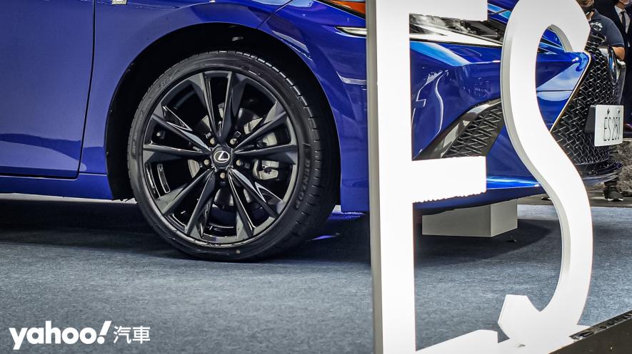 2022 Lexus ES精緻升級全新上市！不可忽視的日式豪華格局！ - 5