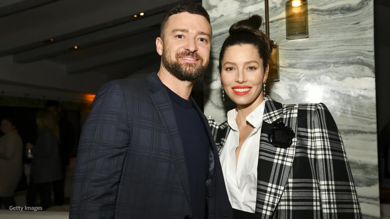 Justin Timberlake Wishes Wife Jessica Biel A Happy