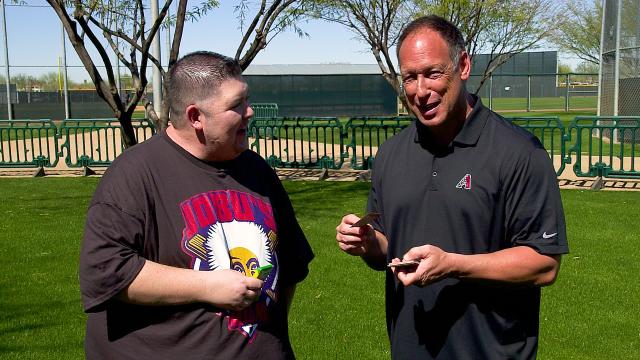 Luis Gonzalez opens 1991 baseball cards