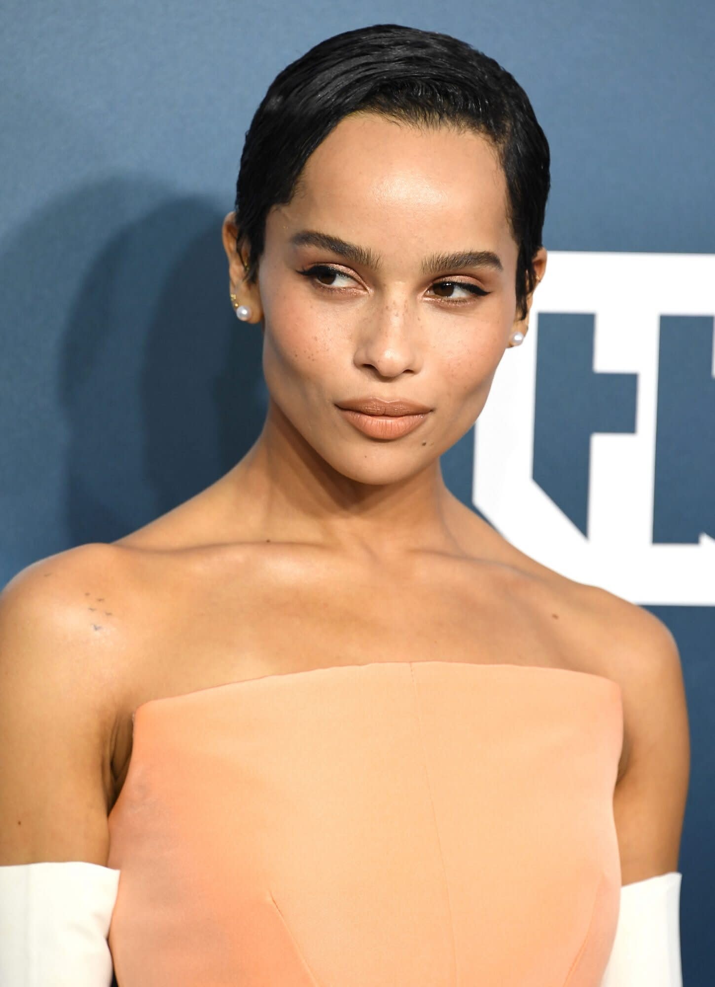 Here's the Latest Look at Zoë Kravitz as Catwoman