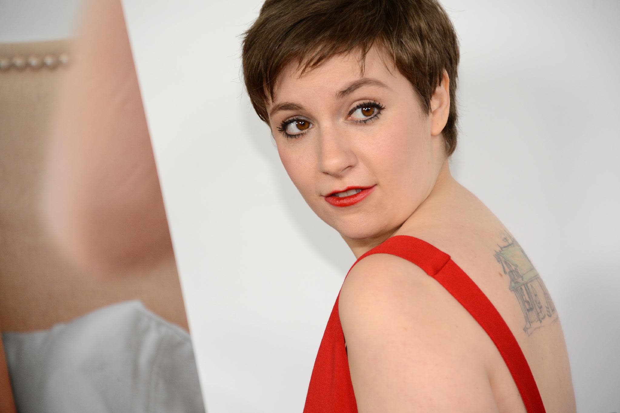 Us Actress Lena Dunham Gets Naked This Time In Print