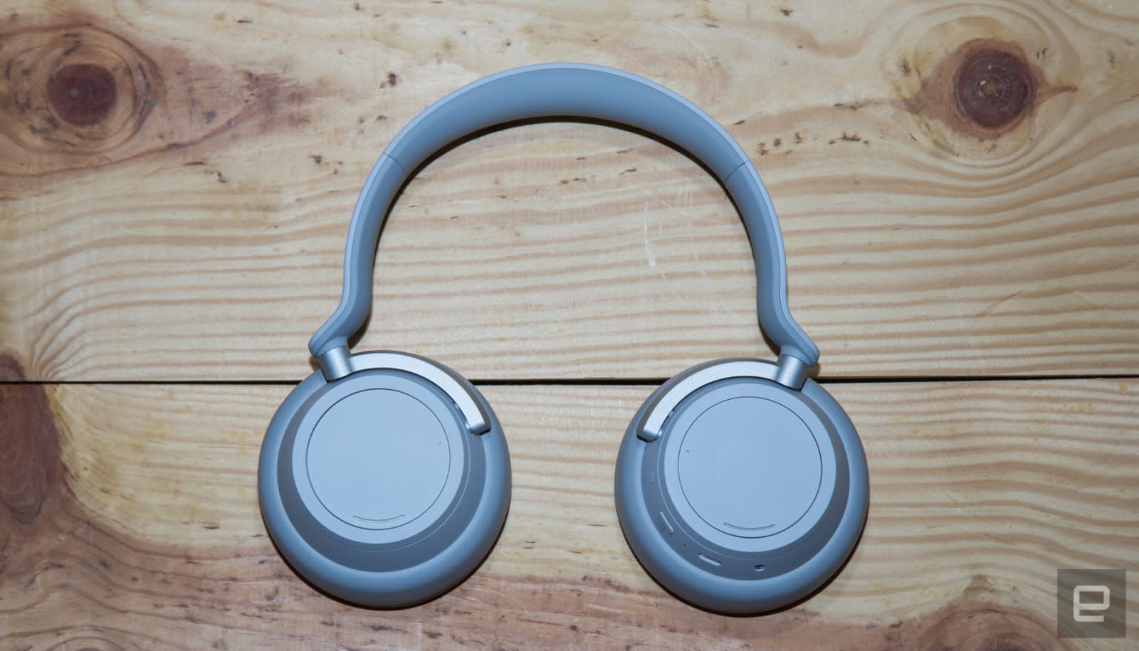 Microsoft’s Surface Headphones are a good first try