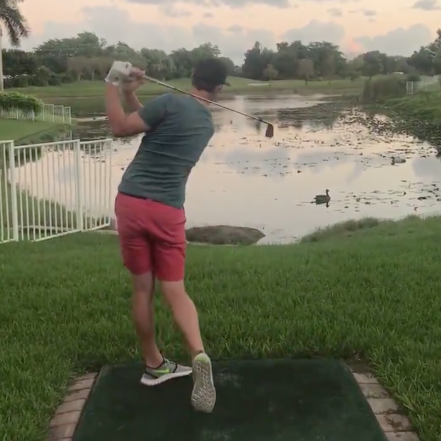 This guy's Dustin Johnson and Keegan Bradley impersonations are SC...