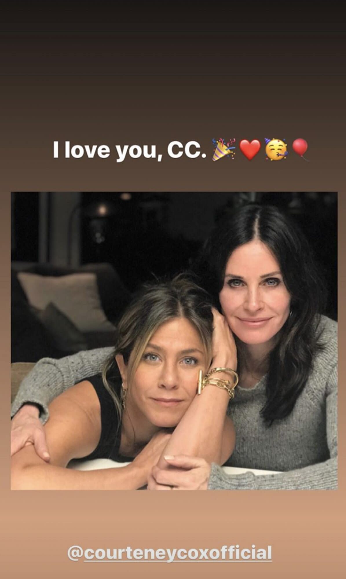 Courteney Cox And Jennifer Aniston Wear Masks While Cuddling Up With 