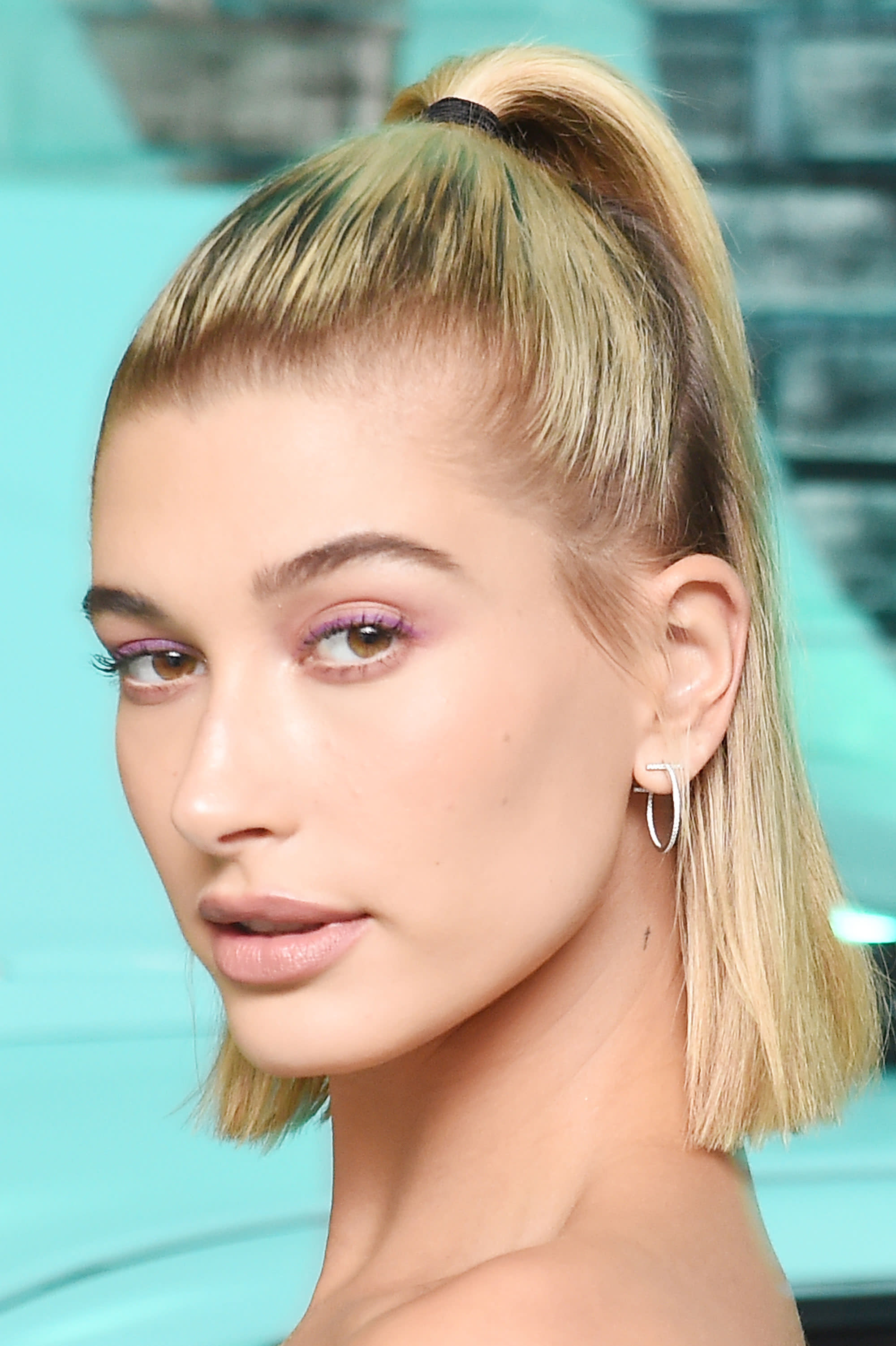 Hailey Baldwin Got 2018s Hottest Haircut 0090