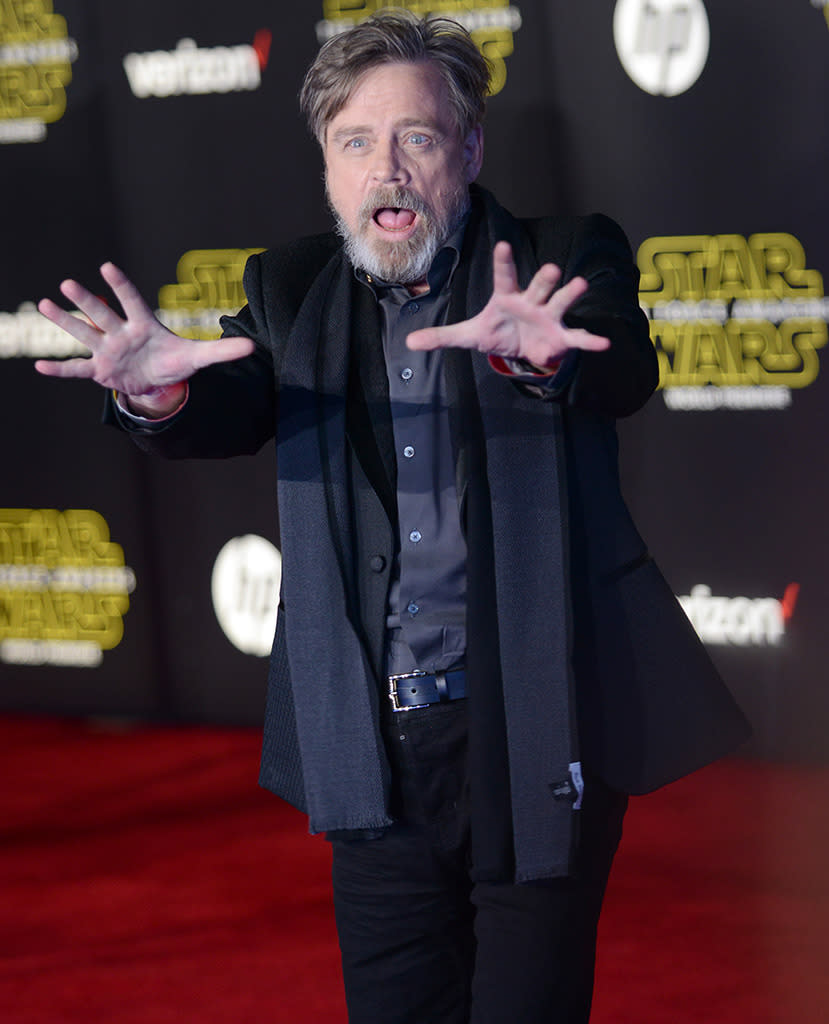 Star Wars' co-stars Mark Hamill, Adam Driver work together to find