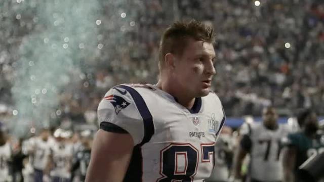 Does Rob Gronkowski-Bill Belichick friction go back to Tom Brady's trainer?