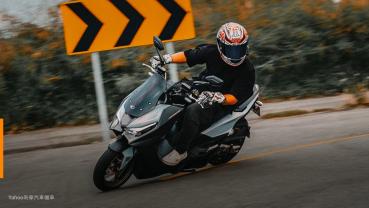 【新車速報】2023 Kymco RomaGT試駕！內斂運動風的質感旅人？