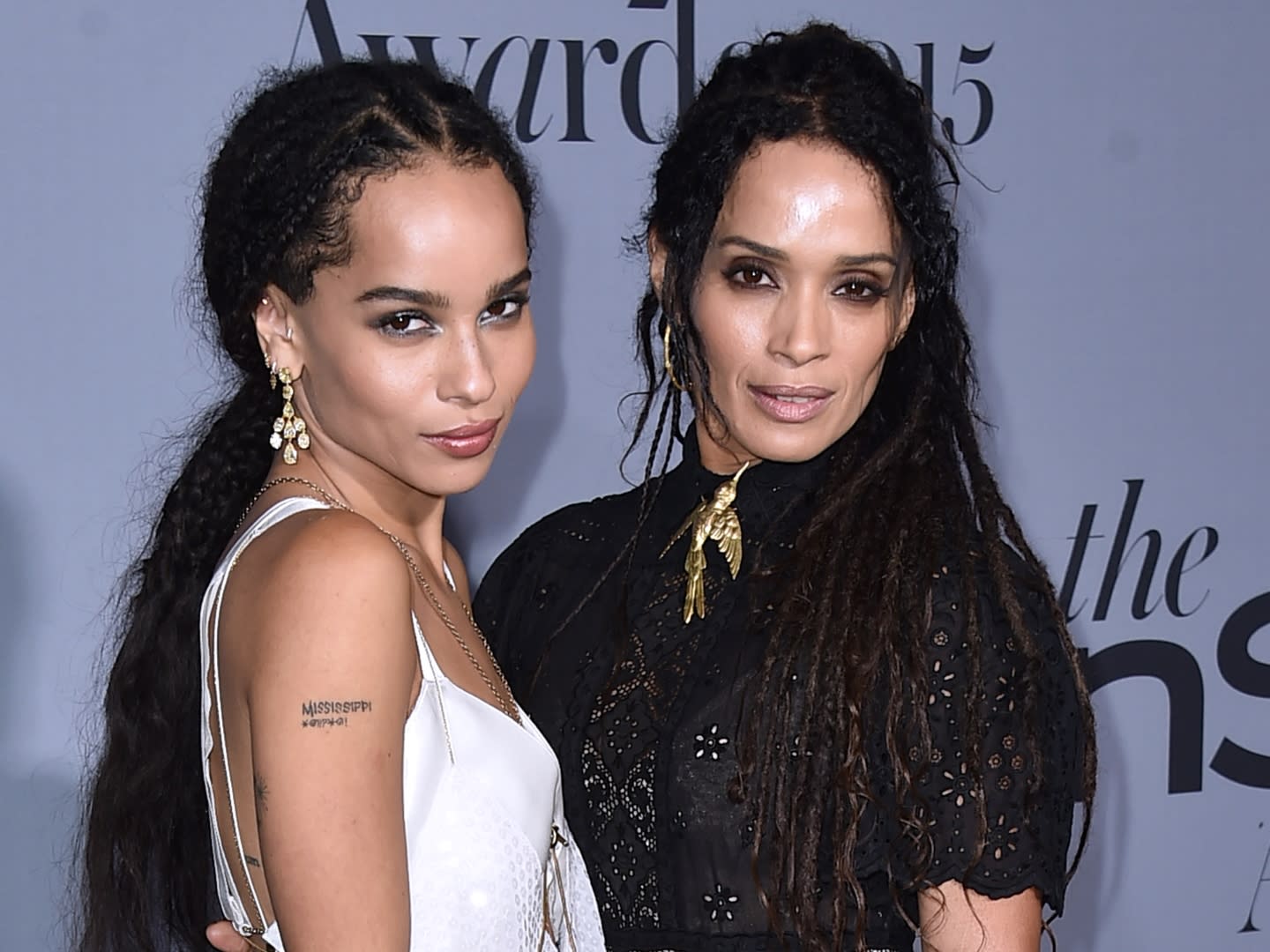 zo-kravitz-proved-she-s-identical-to-mom-lisa-bonet-with-a-throwback