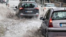 Allerta rossa per il maltempo in Sicilia, scuole chiuse e smottamenti