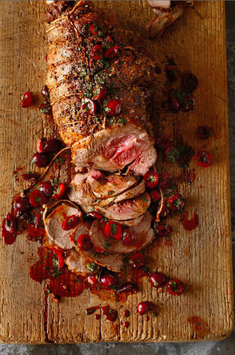 Main and Side Dish Recipes for a Stunning Christmas Dinner