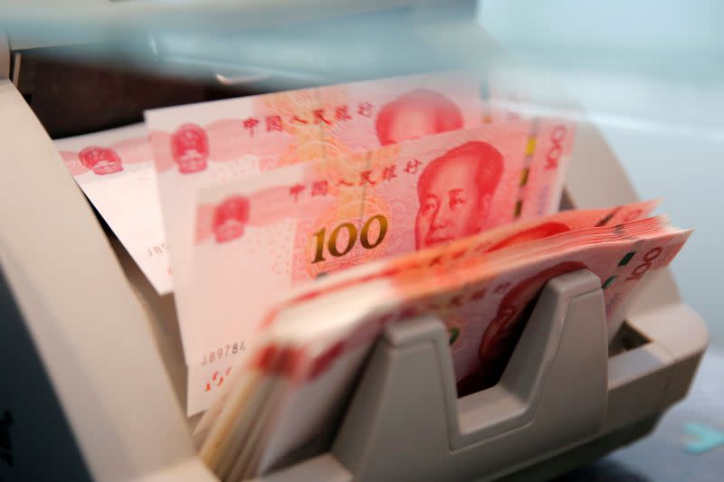 New Bank Loans From China Unexpectedly Rise In May;  outstanding loans slow