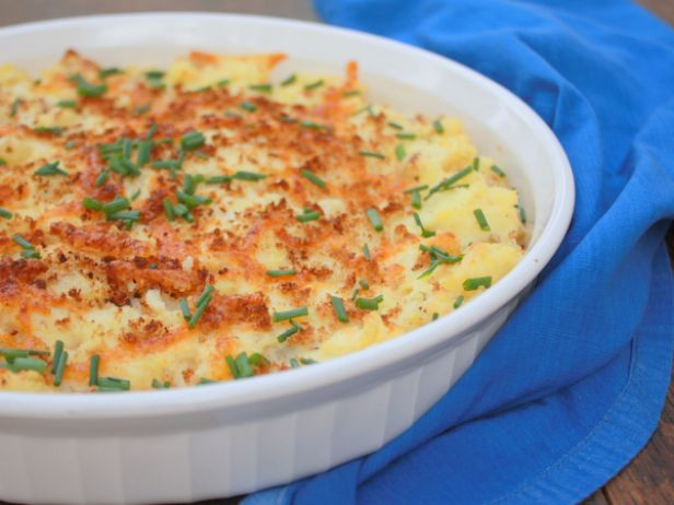Super Cheesy Mashed Potato Casserole That’s Actually Good for You