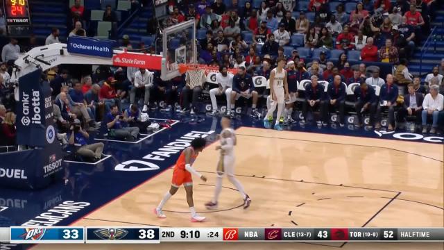 Jalen Williams with a dunk vs the New Orleans Pelicans
