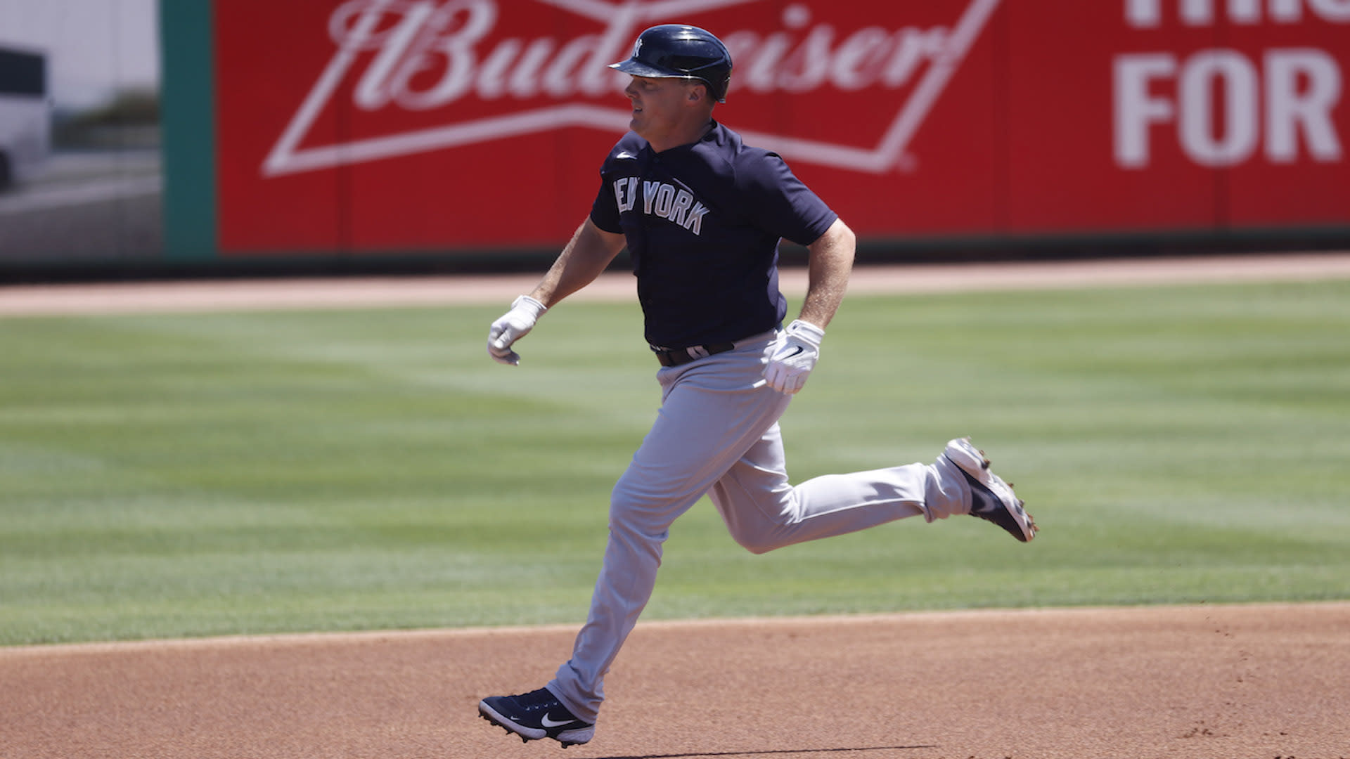 New York Yankees OF Jay Bruce abruptly retires after ...