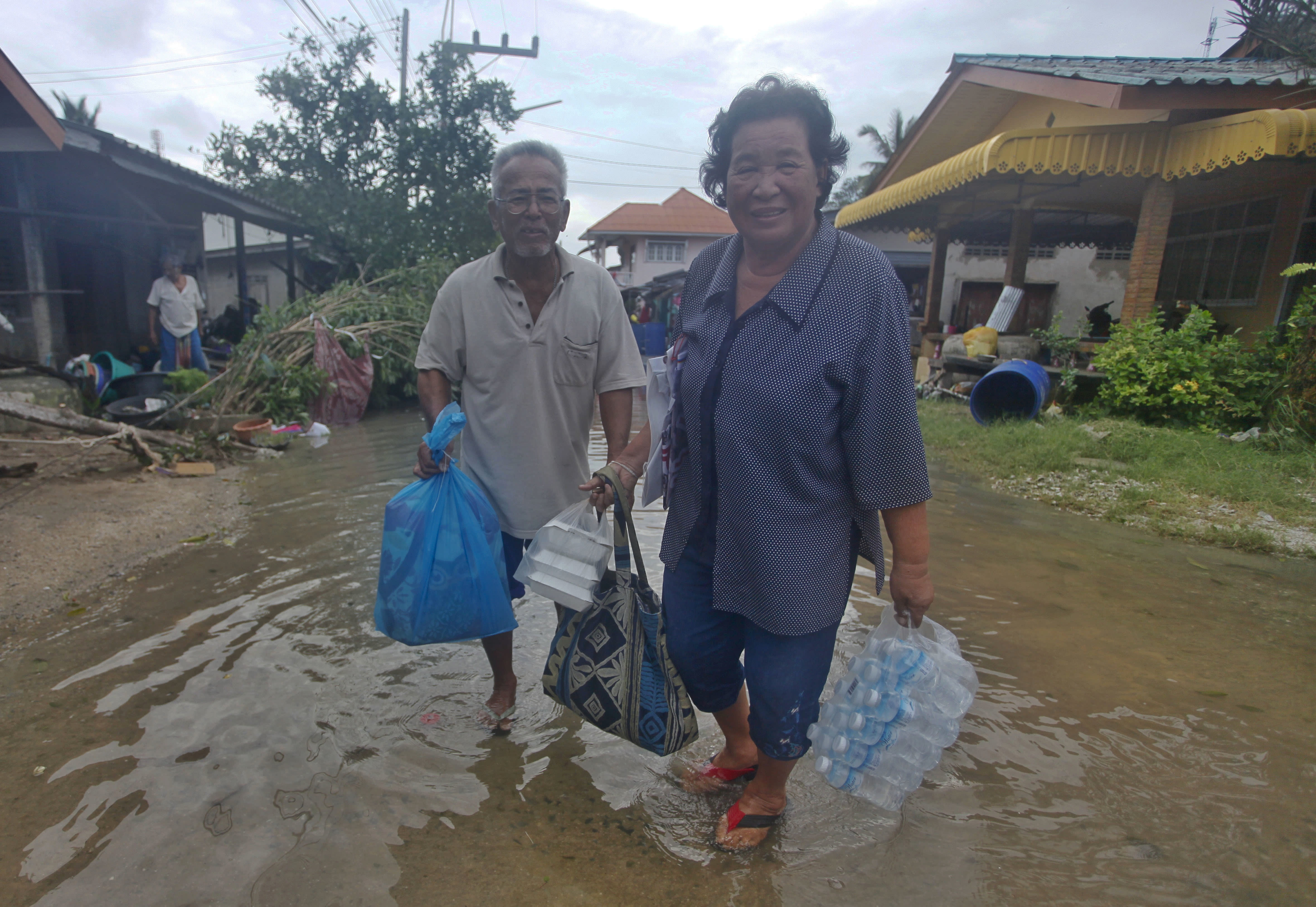 Tropical storm crosses south Thailand without major damage