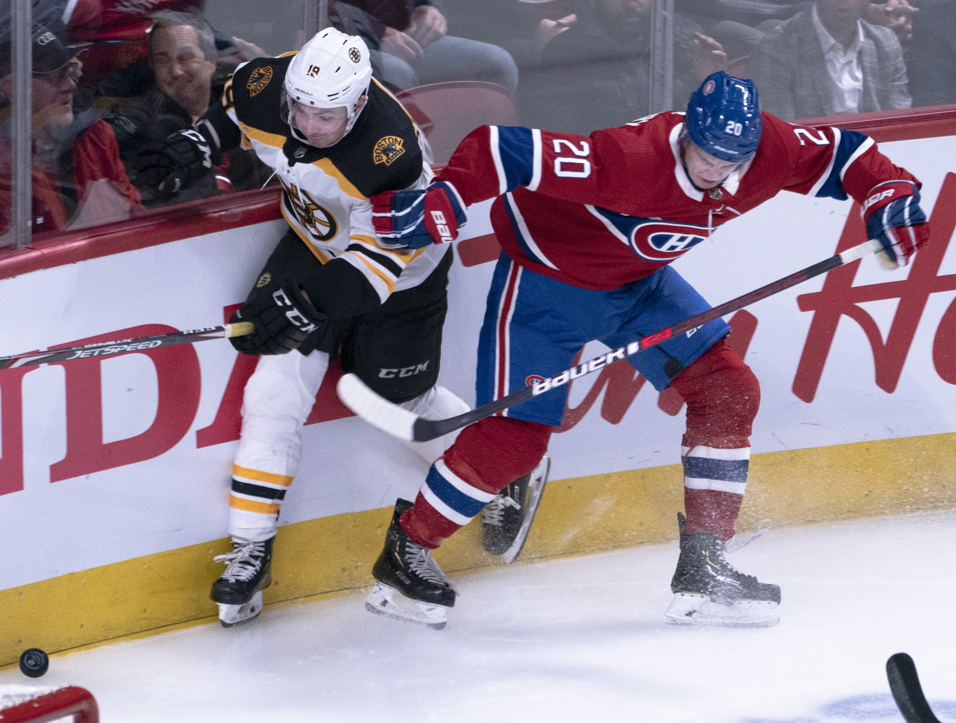 Mete scores twice as Canadiens beat Bruins 5-4